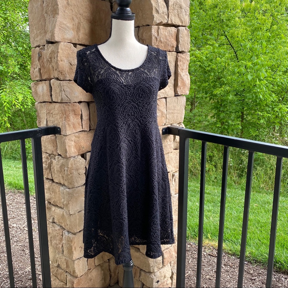 Black Sweetheart Maternity Dress